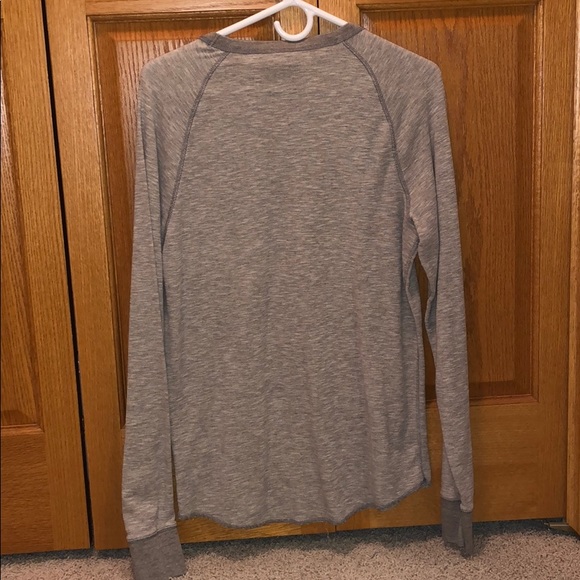 Gray long sleeved shirt - Picture 2 of 3
